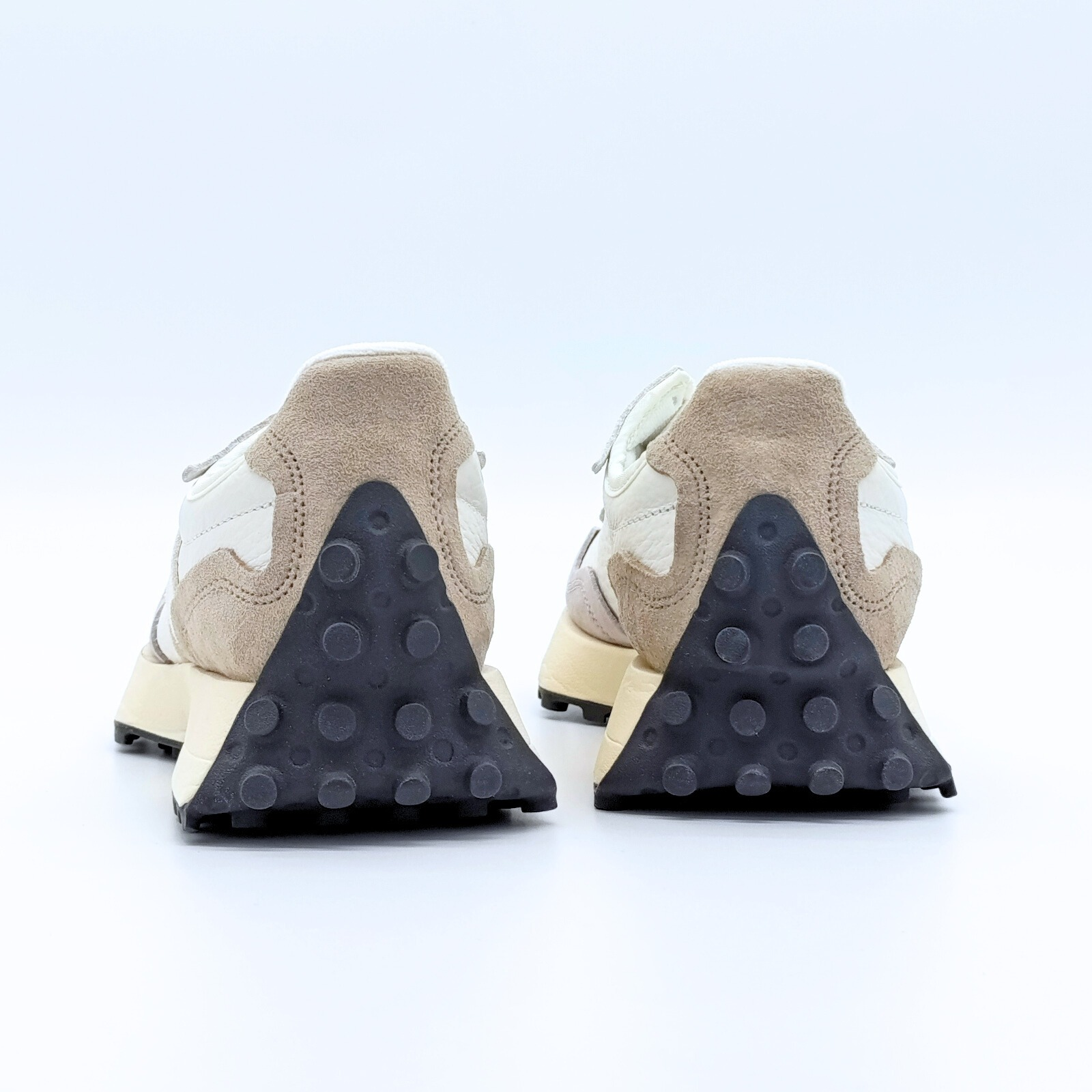 New Balance 327 V1 - Imagen 4