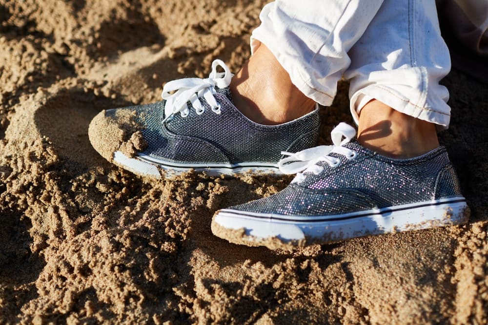 limpieza de zapatillas